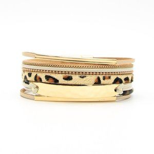 U1BFB4057 Animal Print Multi-Strand Magnetic